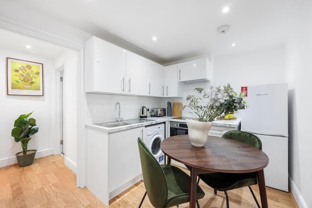 Parkhurst Apartments By Hiatus Concierge Лондон Екстериор снимка