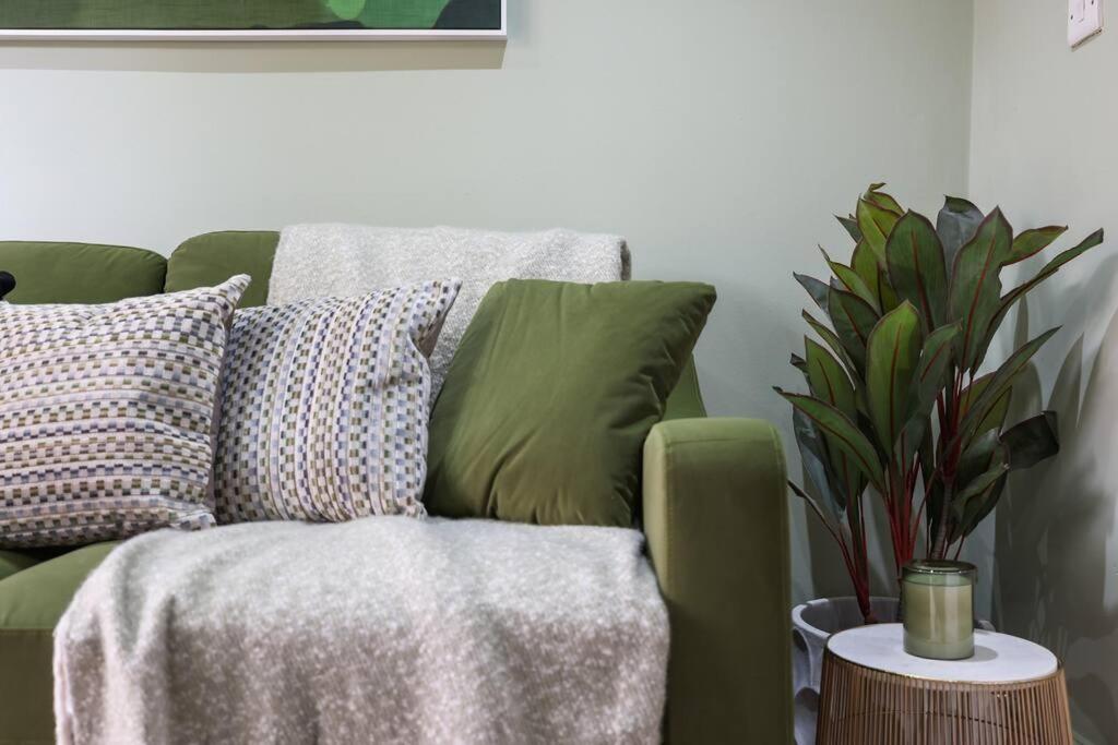 Parkhurst Apartments By Hiatus Concierge Лондон Екстериор снимка