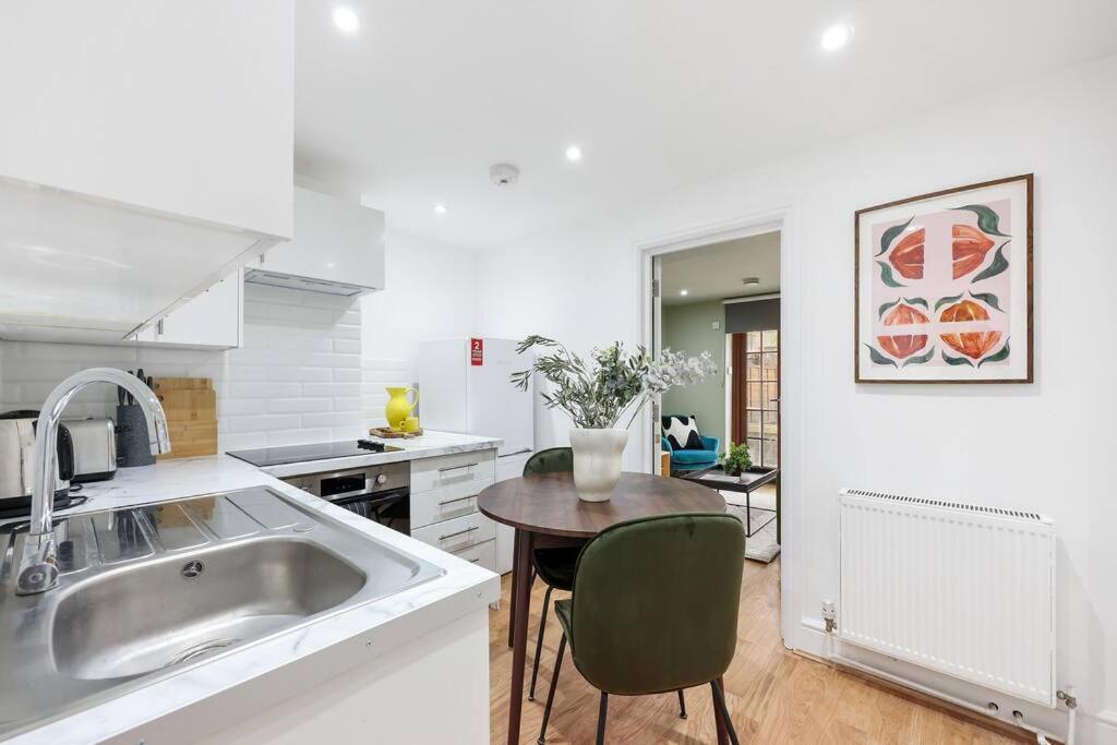 Parkhurst Apartments By Hiatus Concierge Лондон Екстериор снимка